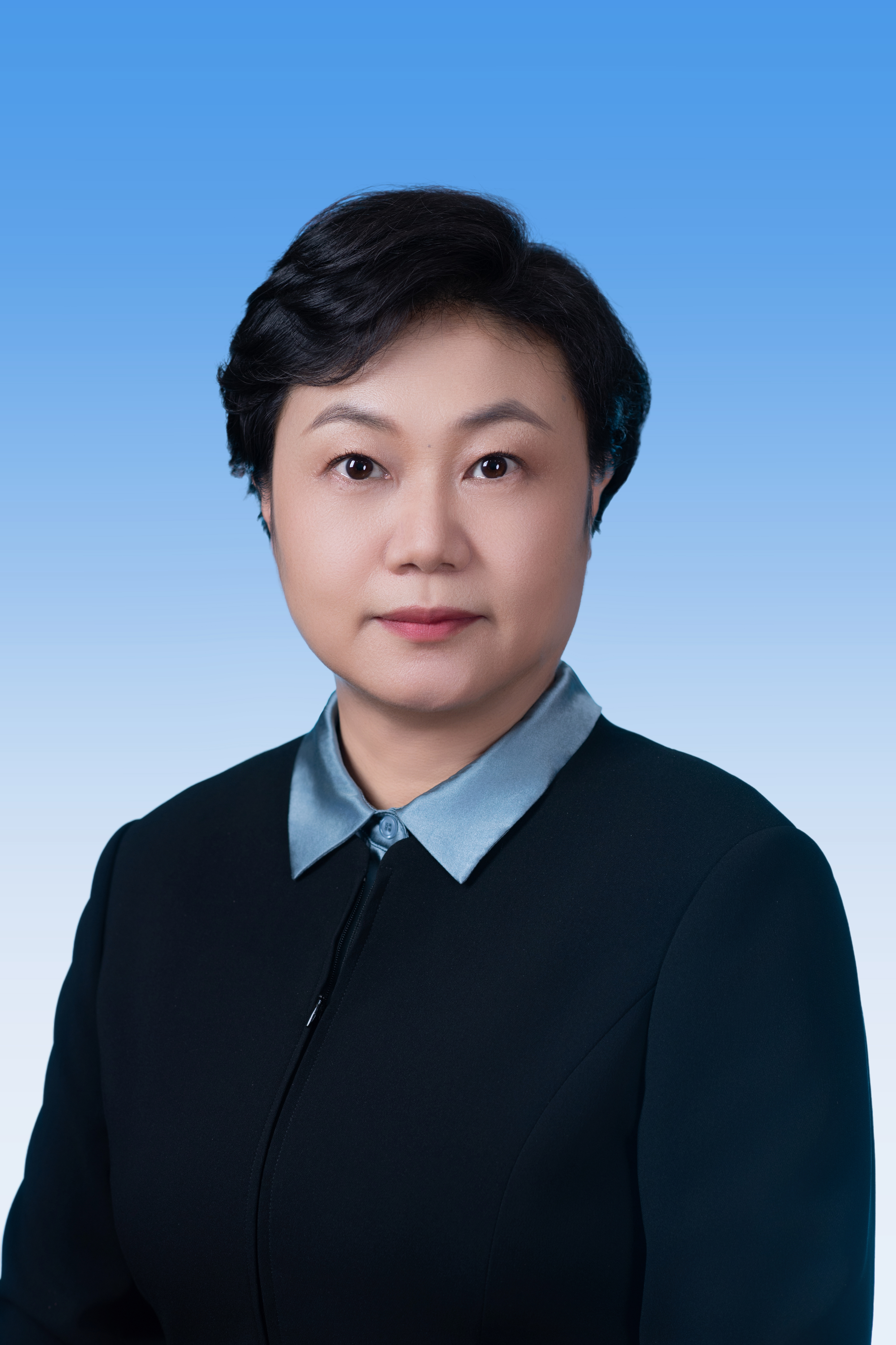 栾文迪